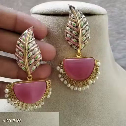 Classy Fashionable Studded Women's Earring